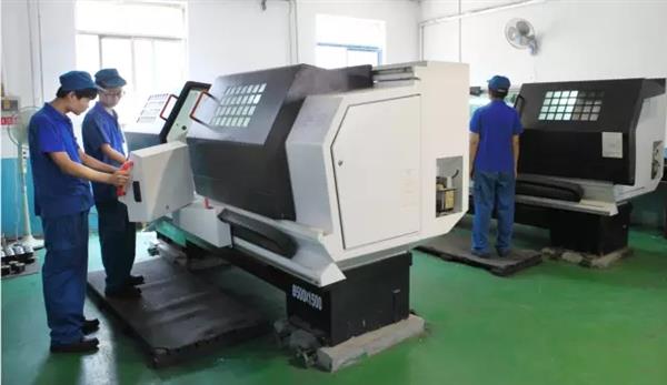 濟南二機床集團有限公司技工學校初中上能報名嗎？